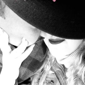 Meet your Posher, Alba